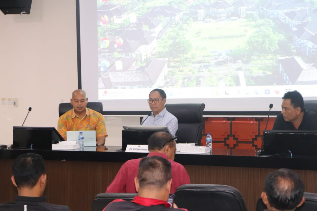 Ketut Suiasa Ketua IPSI Bali Pimpin Rapat Kejuaraan Nasional Pencak Silat Remaja 2024